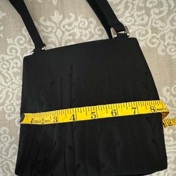 Pretty Black Satin Finish Vine Pattern Evening Bag - Picture 3 of 10